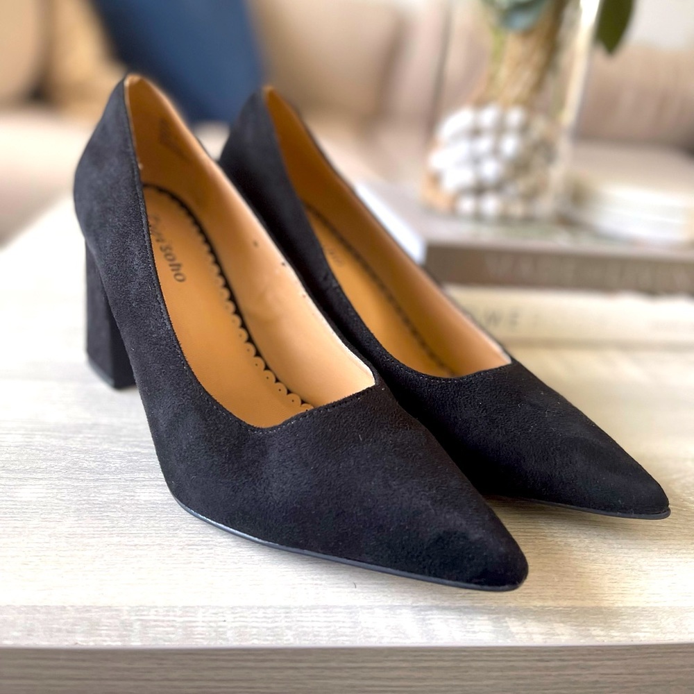 Black Pointed Toe Heels - 9 Wide